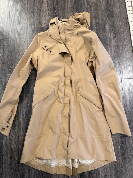 Patagonia Jackets & Blazers - Patagonia Women's Beige Hooded Trench Coat